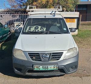 Used 2010 Nissan NP200 1.6i
