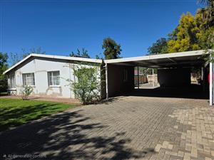 House For Sale in Brandwag