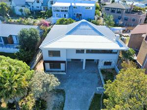 House For Sale in Still Bay West