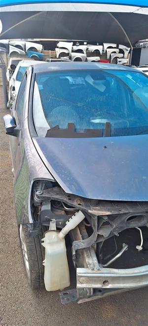 Renault clio stripping for spares