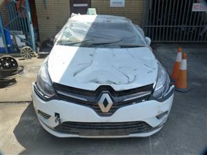 Renault Clio IV 900T Authentique Manual White - 2018 STRIPPING FOR SPARES
