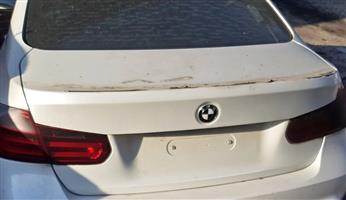 Bmw f30 bootlid