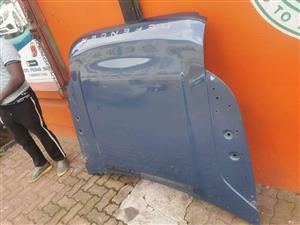 Landrover Defender Bonnet