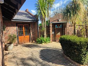 Elegant 3 Bedroom Home in Prime Location Ideal for Families, Investors & Business Minded Professiona