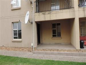 Townhouse For Sale in Albertsdal