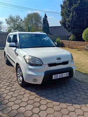 2012 kia soul 1.6i manual