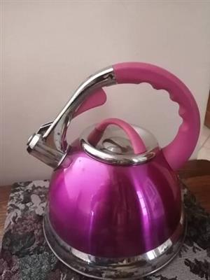 Snappy Chef Whistling kettle 