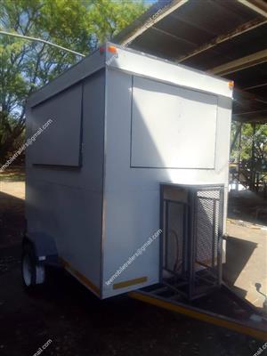 Mobile kitchen trailers