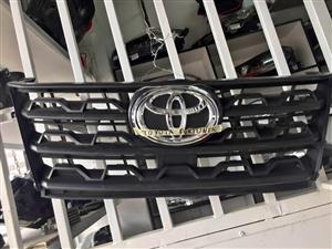 Toyota fortuner grill