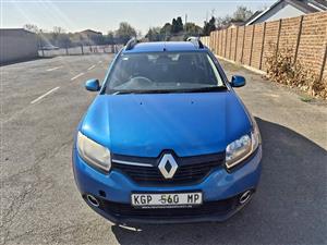 2016 RENAULT SANDERO TURBO STEPWAY  . URGENT BARGAIN