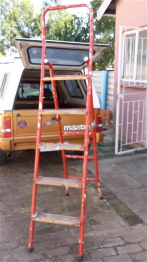 Sturdy Ladder. Good condition