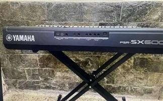 Yamaha psr Xs600 workstation keyboard.