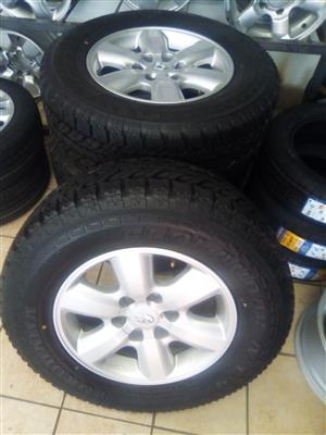 17 inch Toyota hilux rims thickspoke with brand new 265/65/17 Handkook tyres R8999 set. 