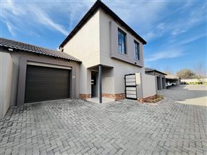 Luxury Living In Annlin