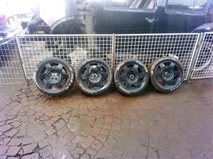 VW BEETLE RIMS AND TYRS FOR SALE 