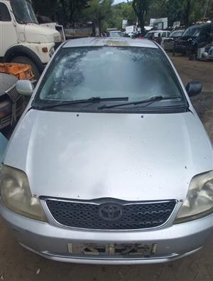 Toyota Corolla Runx Shape 2000 stripping for spares