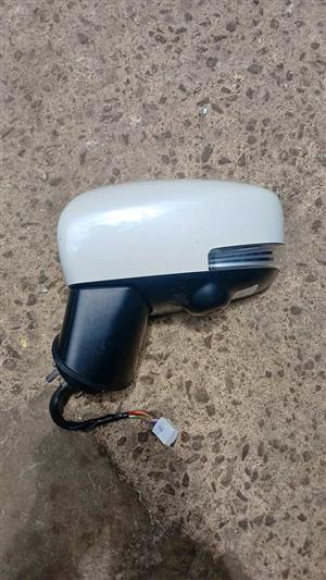 Suzuki fronx side mirror left side