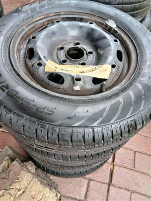 Tyres set..4x with rims Polo