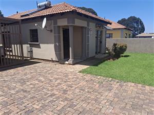 Beautiful 3-Bedroom Home for Sale in Crystal Park