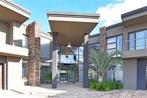 House For Sale in Blue Valley Golf Estate