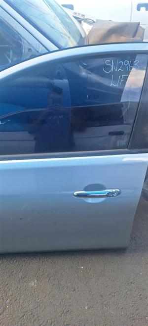 Nissan almera door available
