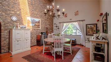 FriYay Show Time ! A family Home in Graver and Juniper Community