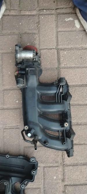 Mercedes Benz M271 Intake With Throttle Good Condition
