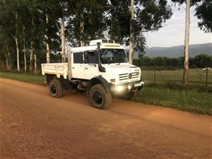 Mercedes Benz Unimog 