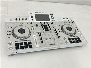 White Pioneer DJ XDJ-RX2