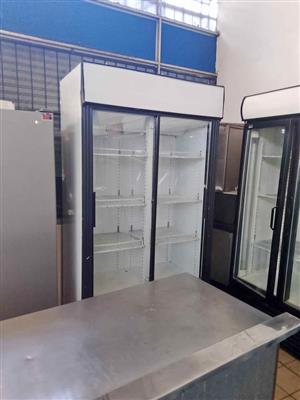 1140 Display fridge