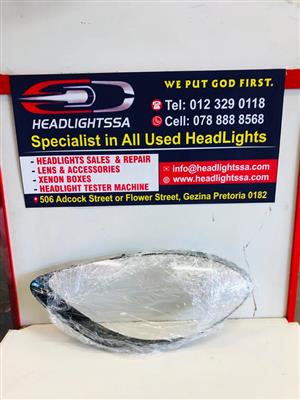 Porsche 718 series Cayman and Boxter left side headlight replacement lens (2017)