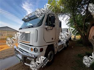  2008 FREIGHTLINER FOR SALE