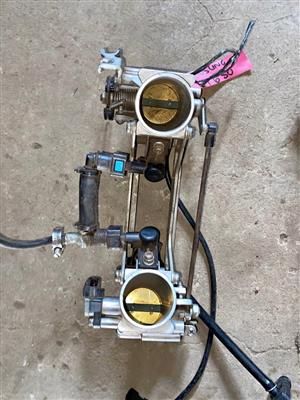 Hyosung GT 650 throttle body