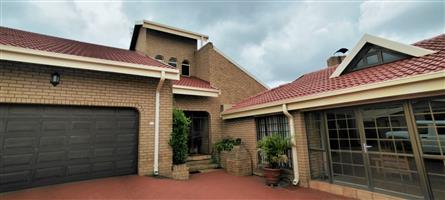 Absolutely stunning home. Ready for its next family!