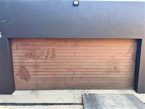 Double garage door with motor working