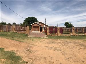 House For Sale in Ladybrand