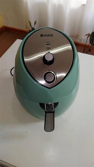 Mint Green Haden Air Fryer – Great Condition | 5L