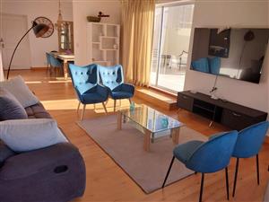 Sophisticated Fully Furnished 7th Floor Penthouse in Sandhurst Gardens 