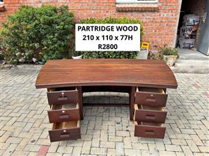 PARTRIDGE WOOD EXECUTIVE STYLE DESK WITH DRAWERS