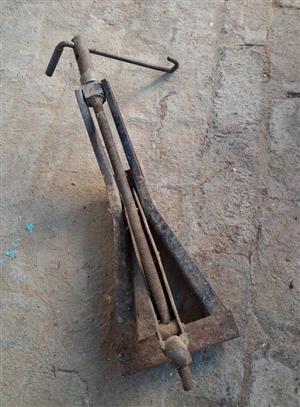 Car jack