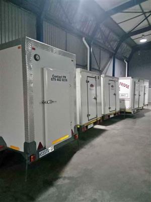 Mobile VIP flushing toilet and mobile fridge for hire and sale