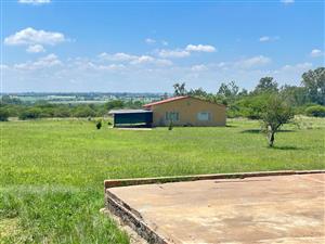 8.56 Hectare Smallholding for Sale in Lusthof