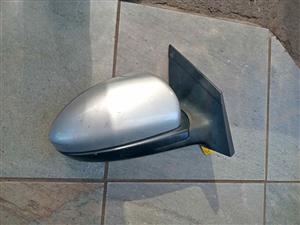 2014 Chevrolet cruze right side mirror for sale @ circle 7 used parts