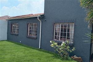 House For Sale in Greymont