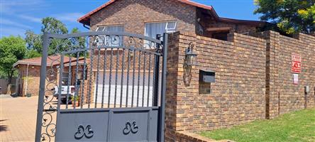 House For Sale in Bassonia