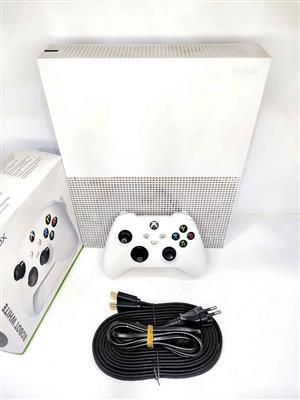 Xbox One S + Series controller