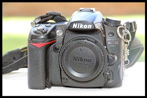 Nikon D7000 - Body Only