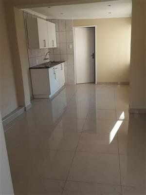 One bedroom cottage to let / rent in Rouxville