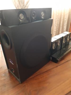 Samsung Surround System with Blue-ray DVD/MP3 player