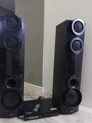 LG Dual Speaker System